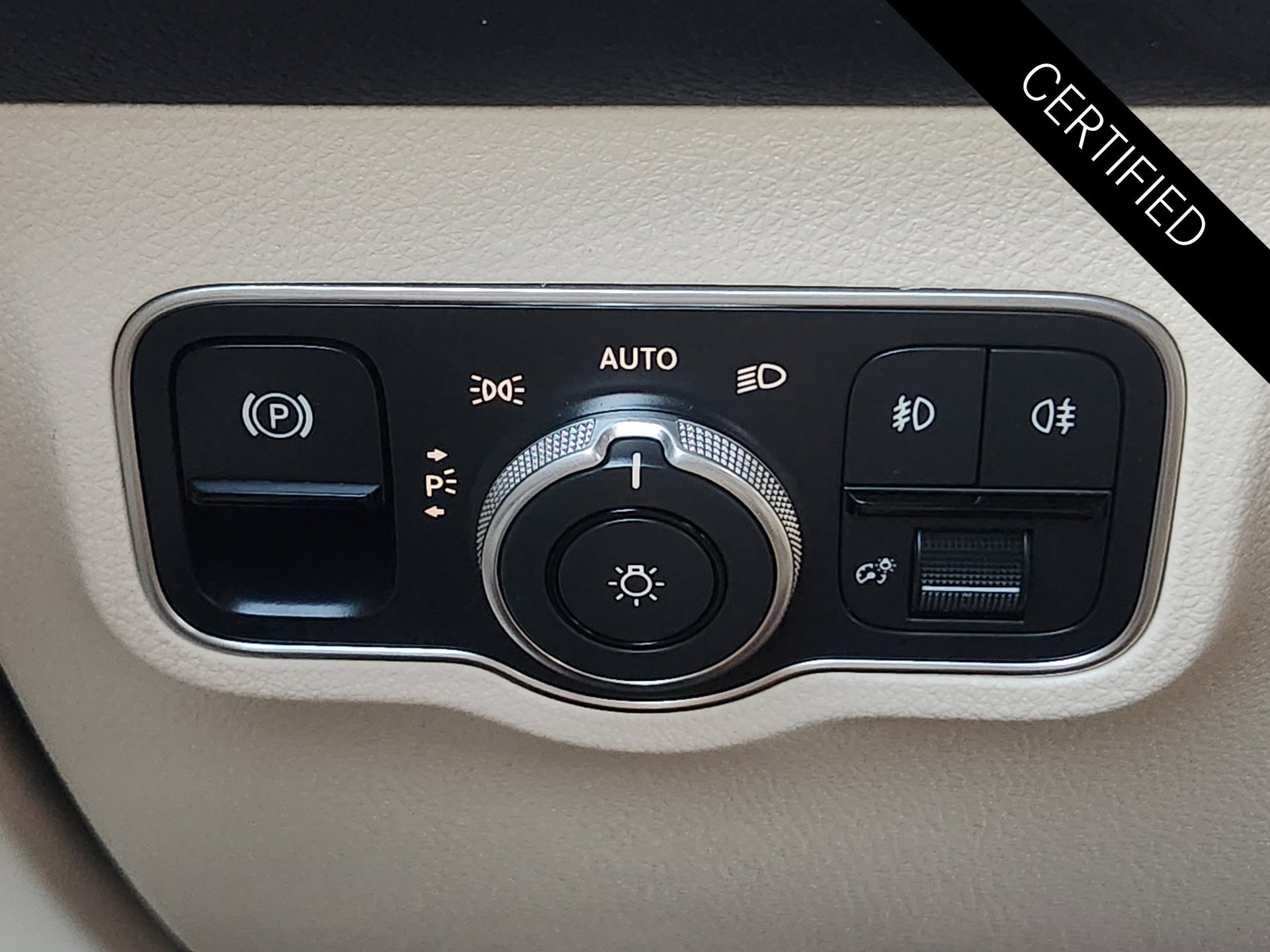 Certified 2026 Mercedes-Benz GLB 250 image 22