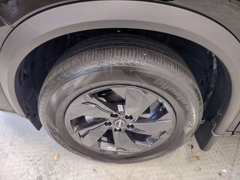 Used 2026 Nissan Rogue SV w/ Cold Weather Package AWD/4WD image 5