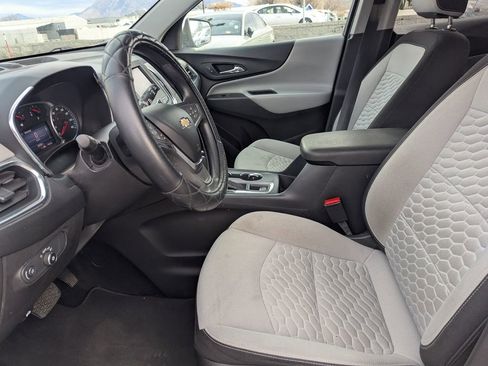 Used 2020 Chevrolet Equinox LT image 24