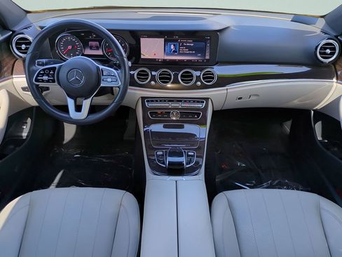 Used 2019 Mercedes-Benz E 300 image 13