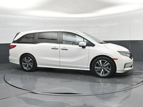 Used 2023 Honda Odyssey Touring image 31