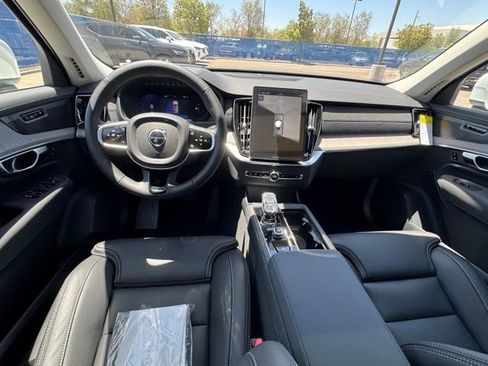 New 2025 Volvo XC90 T8 Ultra w/ Protection Package Premier image 26