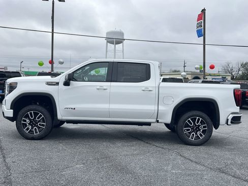 New 2026 GMC Sierra 1500 AT4 w/ Technology Package image 19