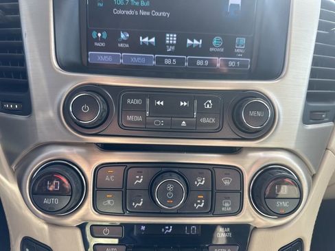Used 2019 GMC Yukon Denali image 4