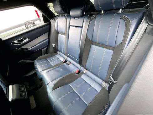 Used 2020 Land Rover Range Rover Velar R-Dynamic S image 19