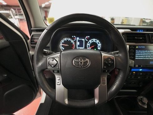 Used 2022 Toyota 4Runner Limited image 18