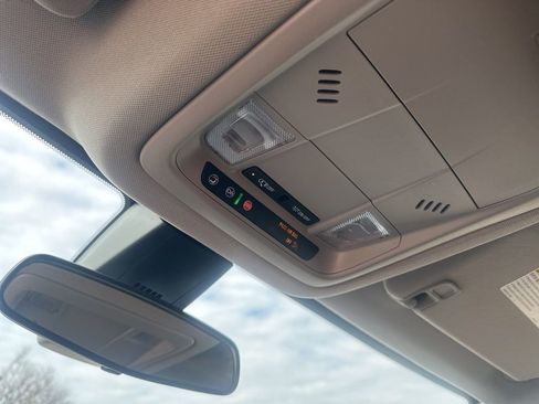 Used 2023 GMC Acadia SLE w/ Driver Convenience Package image 27