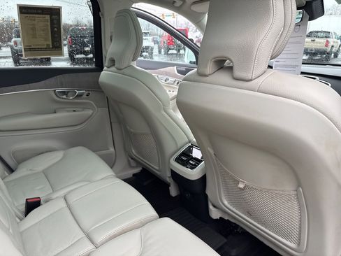 Certified 2023 Volvo XC90 B5 Plus w/ Protection Package Premier image 42