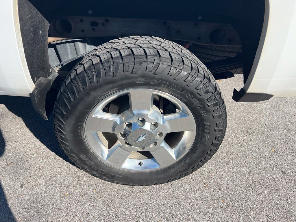 Used 2018 Chevrolet Silverado 2500 LT w/ All Star Edition AWD/4WD image 13
