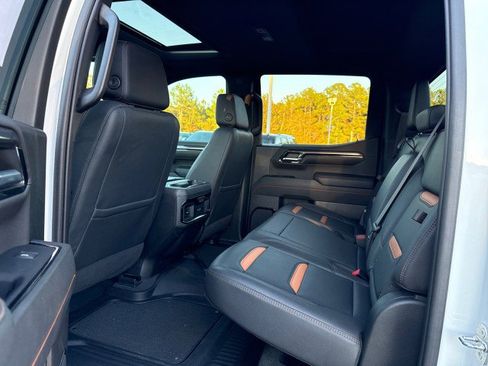 Used 2023 GMC Sierra 1500 AT4 w/ AT4 Premium Package image 19