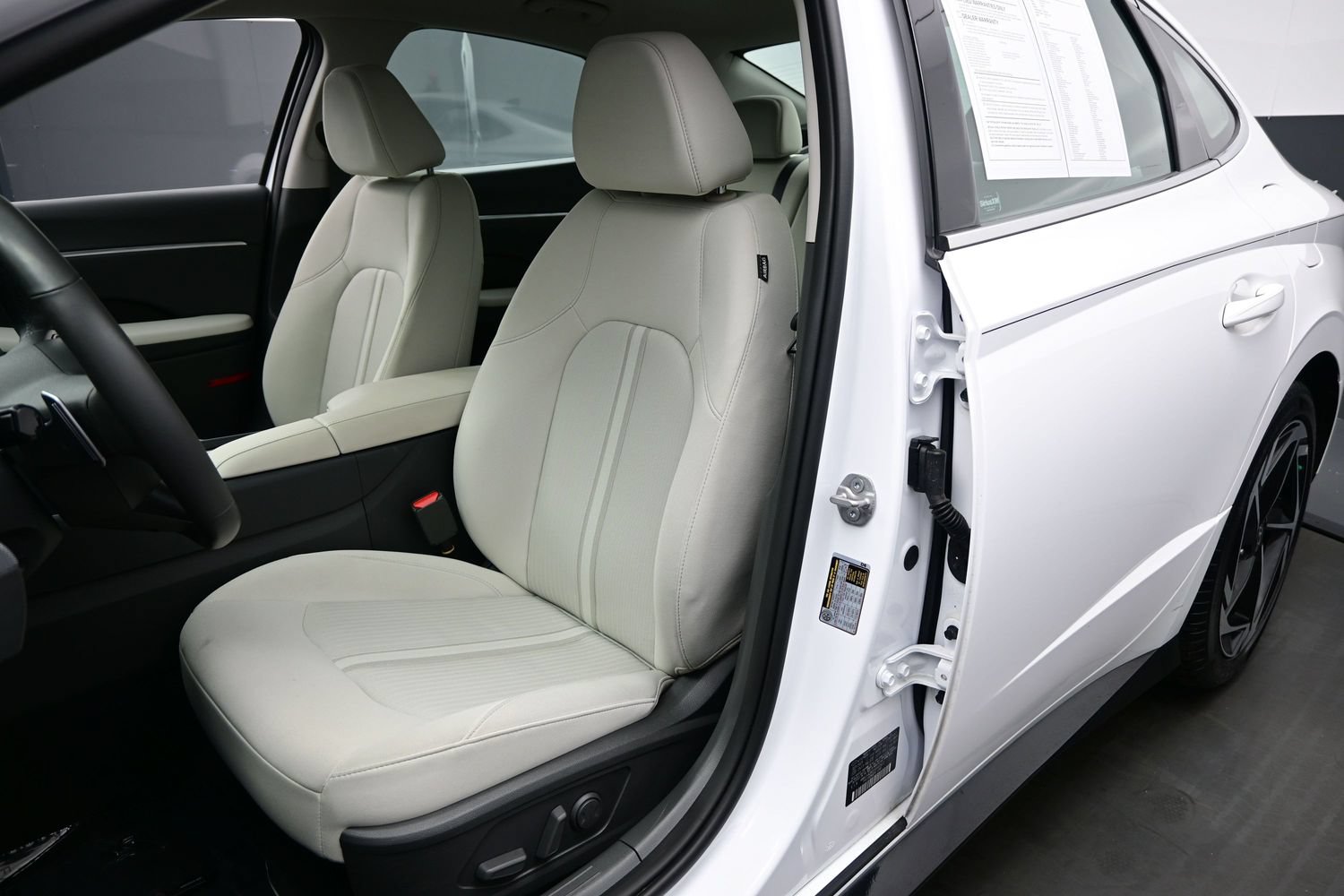 Certified 2026 Hyundai Sonata SEL FWD image 12
