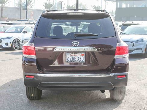 Used 2013 Toyota Highlander SE image 8