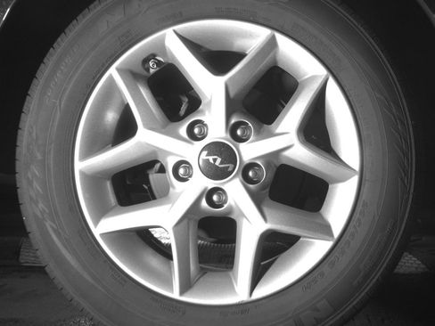 Used 2025 Kia Soul LX w/ LX Technology Package image 15