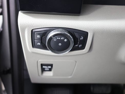 Used 2019 Ford F150 XL w/ Equipment Group 101A Mid AWD/4WD image 22