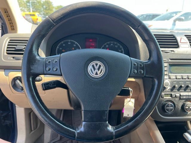 Used 2006 Volkswagen Jetta 2.5 FWD image 10