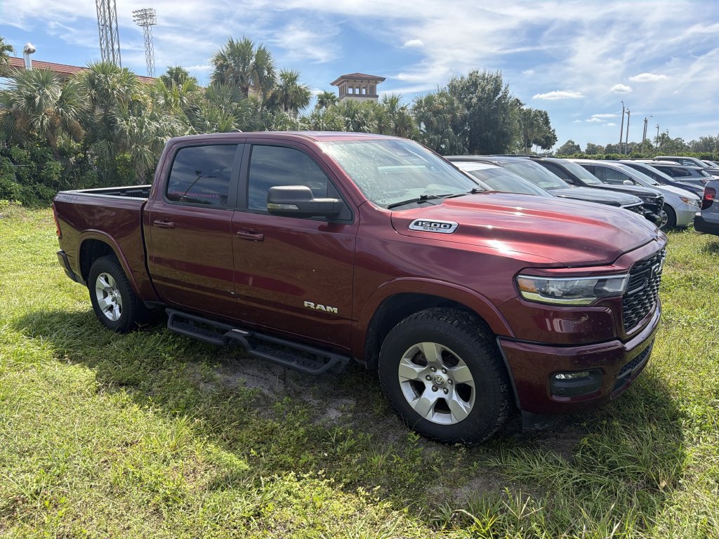 Used 2025 RAM 1500 Big Horn AWD/4WD image 2