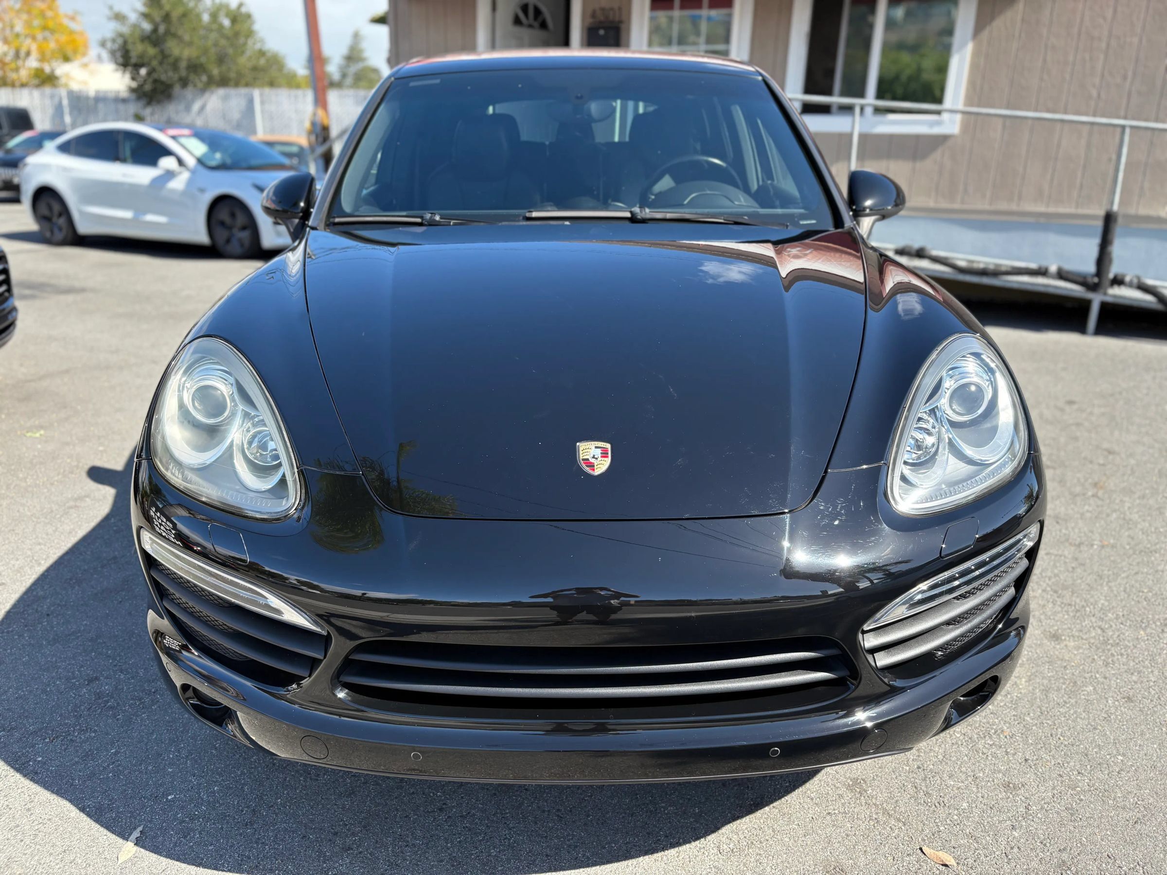 Used 2012 Porsche Cayenne S AWD/4WD image 2