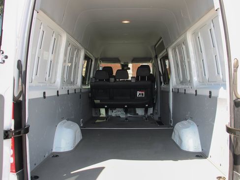 Used 2017 Mercedes-Benz Sprinter 2500 w/ Active Safety Plus Package image 8