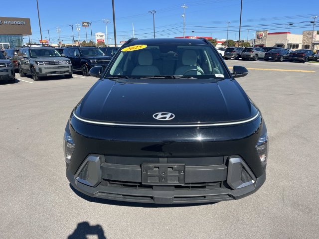 Certified 2025 Hyundai Kona SEL FWD image 8