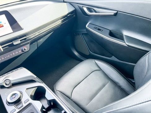 Certified 2022 Kia EV6 Wind w/ Wind Technology Package image 13
