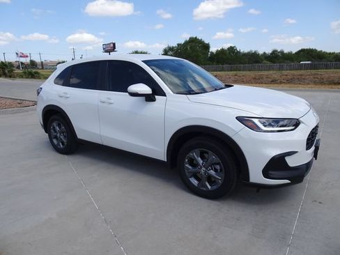 New 2027 Honda HR-V LX image 3