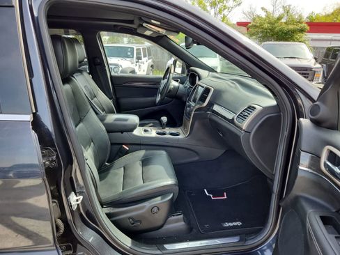 Used 2014 Jeep Grand Cherokee Overland w/ Advanced Technology Group image 22