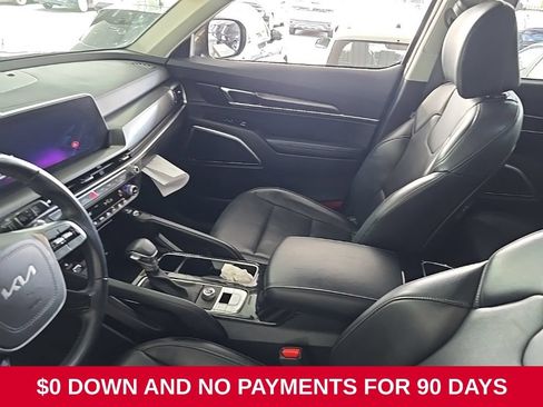Used 2025 Kia Telluride S FWD image 13