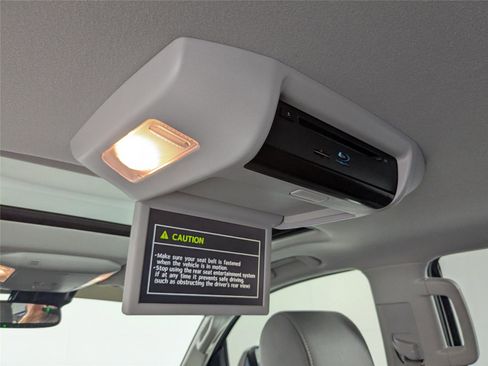 Used 2018 Toyota Sequoia Platinum image 42