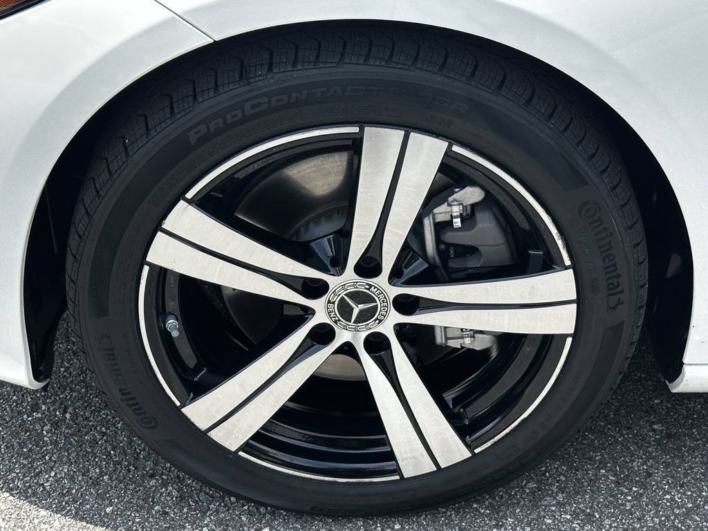 Certified 2025 Mercedes-Benz C 300 Sedan image 13