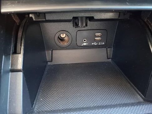 Used 2019 Subaru Outback 2.5i Premium AWD/4WD image 17