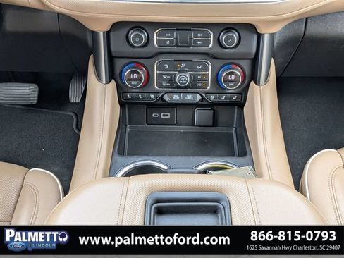 Used 2021 Chevrolet Suburban Premier RWD image 20