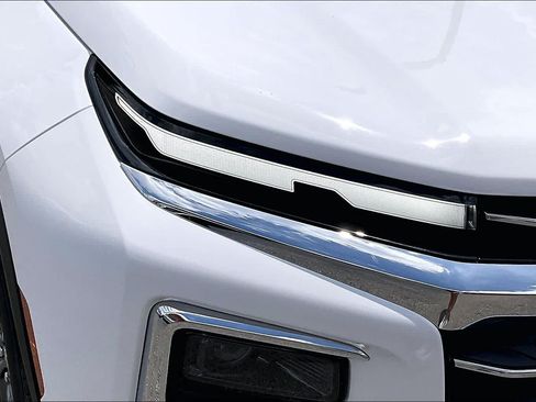 Used 2024 Chevrolet Traverse LT FWD image 28