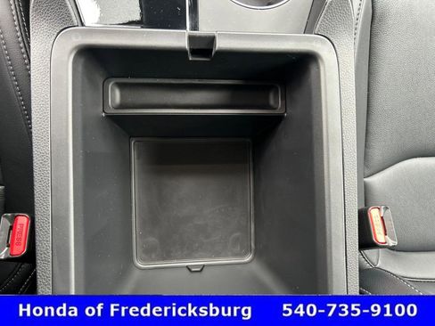 Certified 2025 Honda Pilot Touring image 22