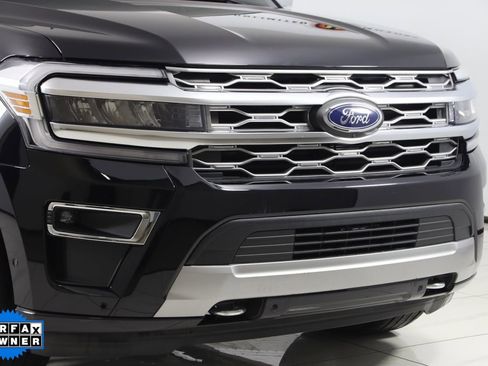 Used 2022 Ford Expedition Platinum image 42