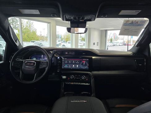 Used 2024 GMC Sierra 2500 AT4 w/ AT4 Premium Plus Package image 27