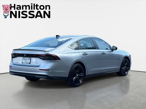 Used 2024 Honda Accord Sport image 2