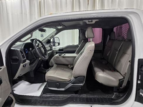 Used 2018 Ford F350 XL w/ Power Equipment Group image 16