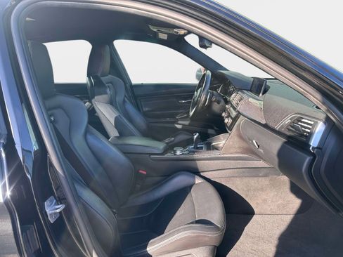 Used 2018 BMW M3 image 7