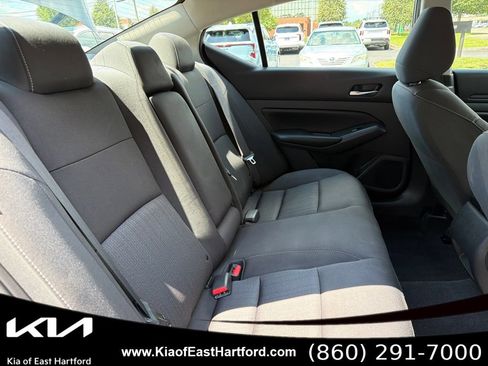 Used 2022 Nissan Altima 2.5 S FWD image 13