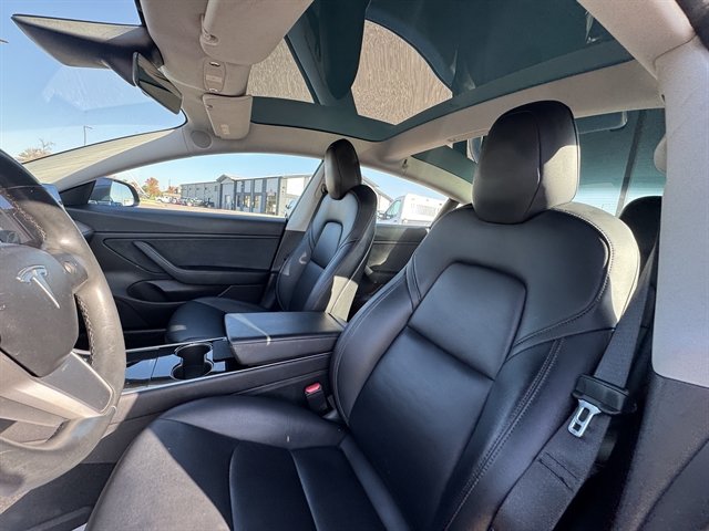 Used 2018 Tesla Model 3 Long Range AWD/4WD image 10