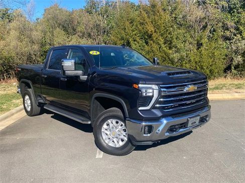 Used 2024 Chevrolet Silverado 2500 LTZ image 1