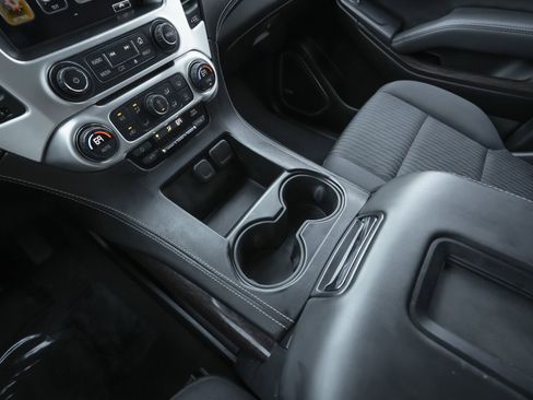 Used 2019 GMC Yukon SLE w/ Convenience Package image 10