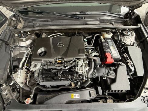 Used 2019 Toyota Camry XSE FWD image 37