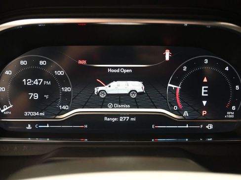 Used 2023 GMC Yukon SLE w/ Gmc Pro Safety Plus Package image 14