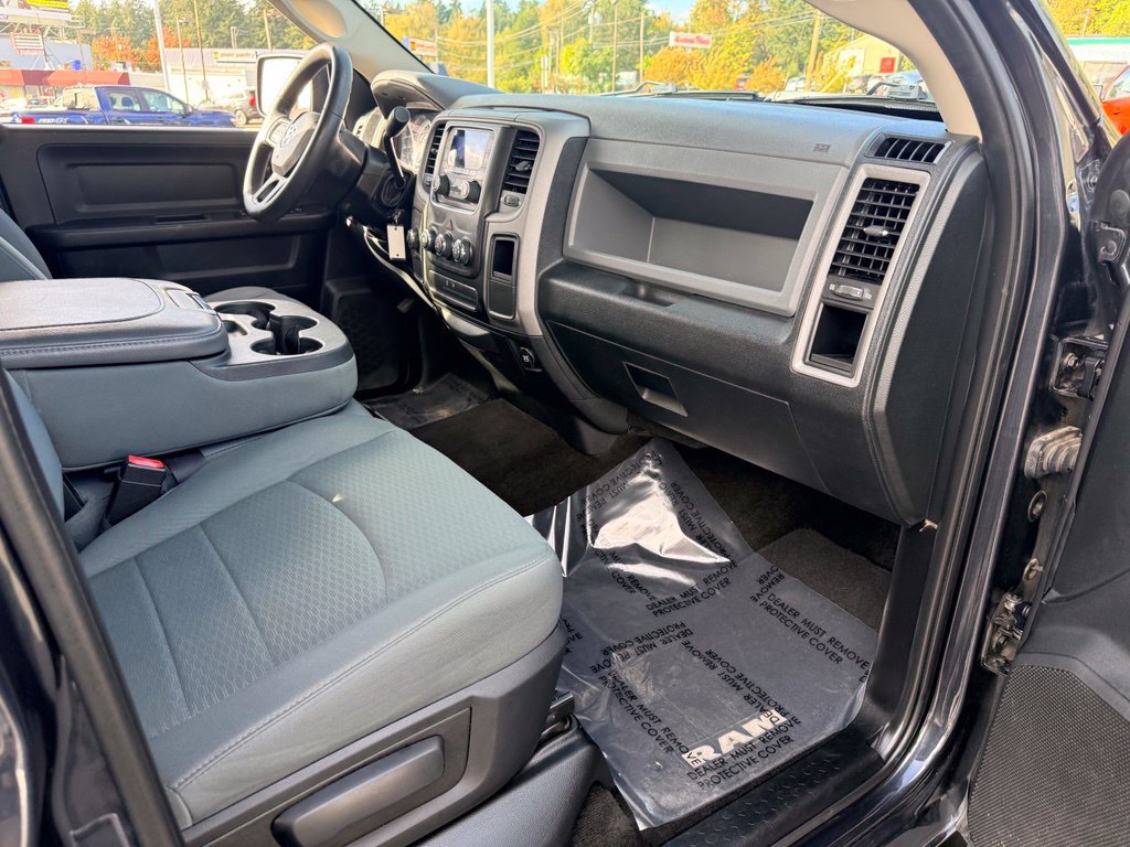 Used 2015 RAM 1500 ST w/ SXT Appearance Group AWD/4WD image 29
