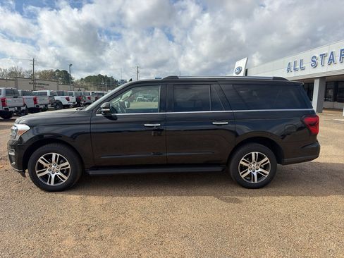 Used 2024 Ford Expedition Max Limited image 2