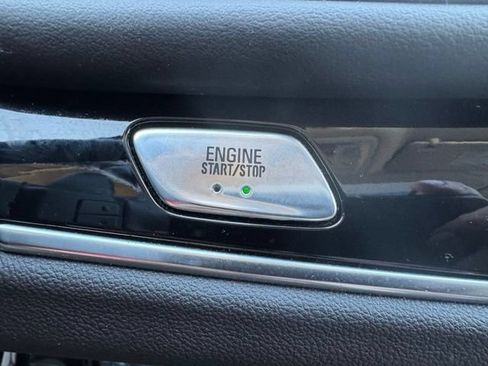 Used 2022 Buick Enclave Avenir w/ Avenir Technology Package AWD/4WD image 20