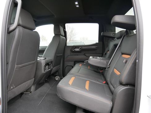 Used 2022 GMC Sierra 1500 AT4 image 12