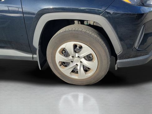 Used 2023 Toyota RAV4 LE image 28