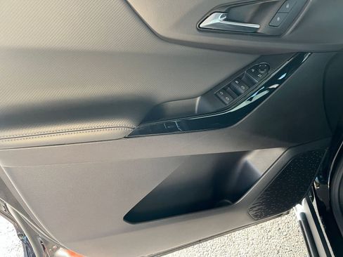 Used 2025 Chevrolet Equinox LT image 20